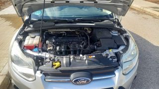 Ford Focus SEDAN 2011