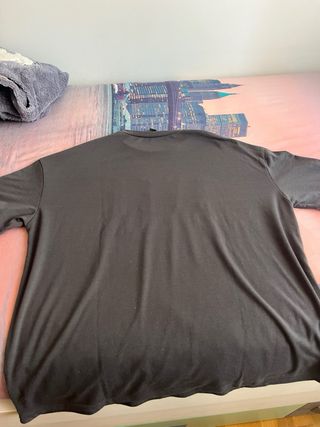 Camiseta gris bordada Overthinking