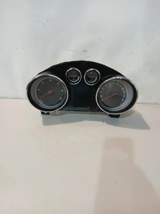 Cuadro instrumentos Opel Astra J A17DTR