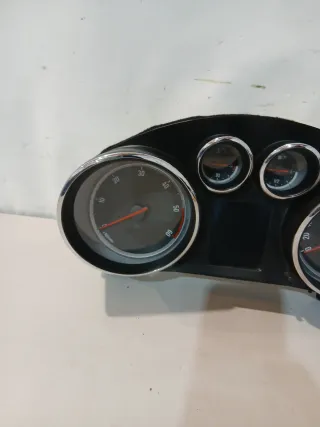 Cuadro instrumentos Opel Astra J A17DTR