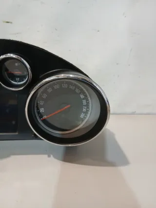 Cuadro instrumentos Opel Astra J A17DTR