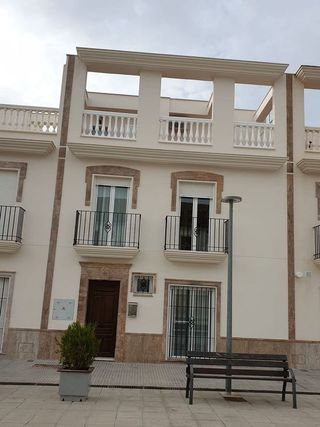 Casa adosada en venta en Montilla
