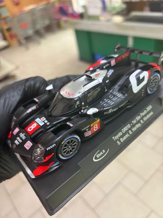 Veni toyota hypercar pronto gara completa di tutto