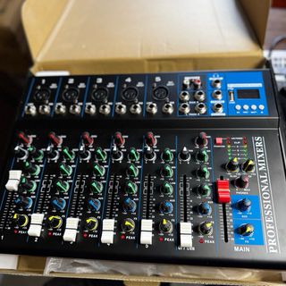 Mesa de mezclas 7 canales