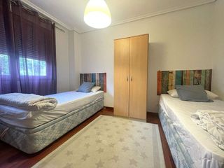 Piso en alquiler en Valdenoja - La Pereda en Santander