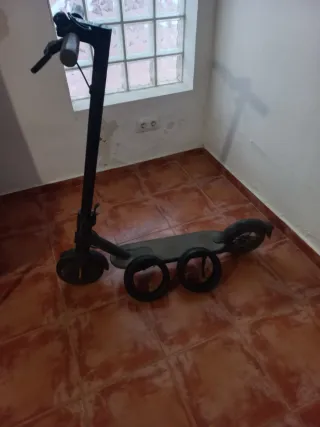Patinete Eléctrico Xiaomi + 2 Ruedas
