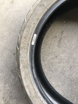 Neumático Dunlop Sportmax GPR-300 150/60/17 66H
