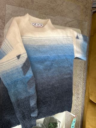 Maglietta Off-White sfumata in blu e bianco