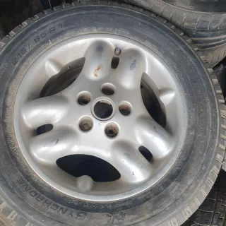 Rueda de land rover freelander medidas 215-65-R-16