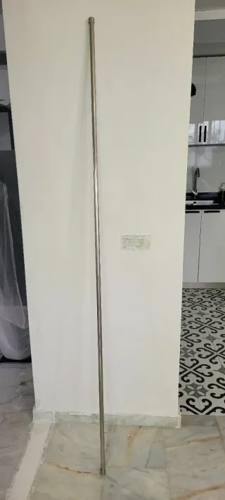 Barra y Soportes barra cortina metal plateados