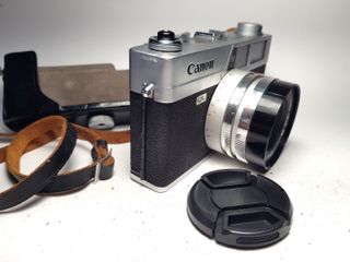 Canon Canonet QL 25 + Canon SE f=45mm/1:2,5
