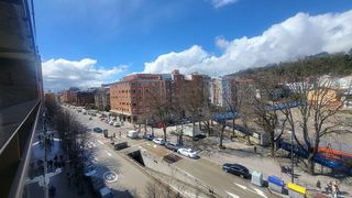 Piso en venta en Plaza España - Villa Pilar - Reyes Católicos - Vadillos en Burgos