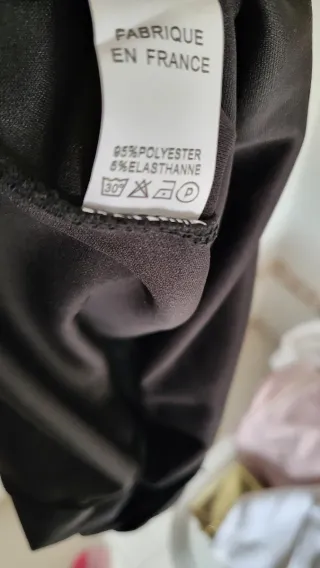 Vestido elegante negro y rosa