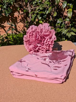 Conjunto Mantoncillo rosa maquill. peonia+pendient