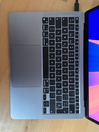 MacBook Air M1 (2020) Plata/Gris Espacial