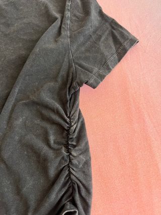 Camiseta Bershka negra corta fruncida S