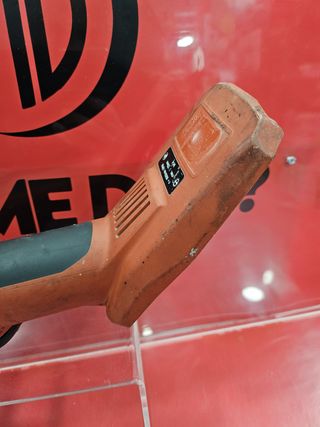 Amoladora Radial Hilti AG 125 - A36 / Solo Cuerpo.