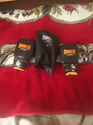 Guantes Brooklyn Fitboxing Negros y Naranjas
