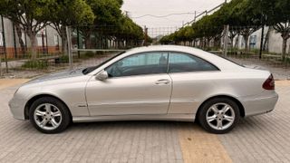 Mercedes-Benz CLK 2004
