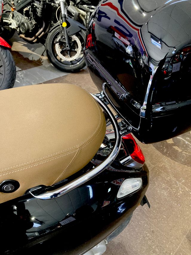 Piaggio Vespa 50 Negra Automática