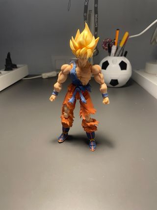 S.H. Figuarts Goku Super Warrior Awakening