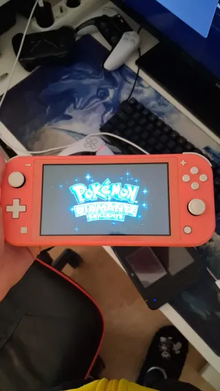 Nintendo Switch Lite Coral