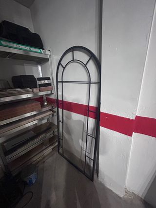 Marco de espejo nuevo