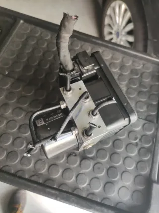 Centralita ABS Volkswagen