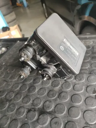 Centralita ABS Volkswagen