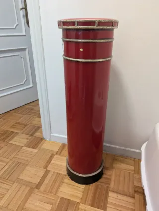 Armario/Torre para CDs o libros