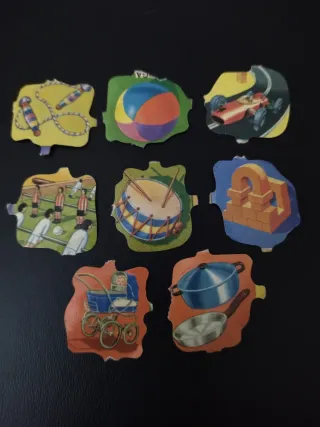 8 cromos antiguos troquelados de juegos