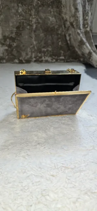 Bolso vintage marco dorado gris