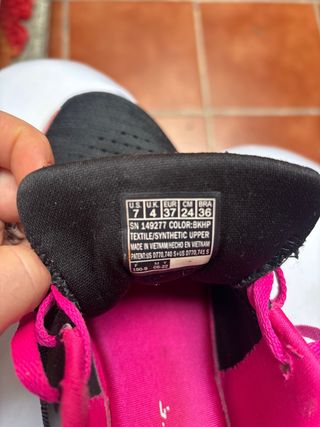 Zapatillas Skechers Mujer Negro y Rosa