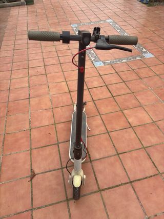 Patinete Eléctrico Blanco