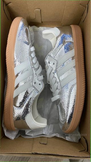 Adidas Samba OG Plata Talla 38