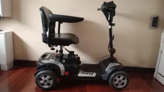 Scooter eléctrico 4 ruedas