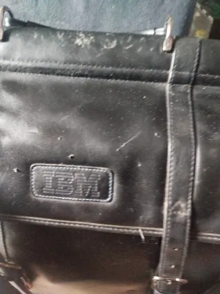 Maletín de cuero IBM