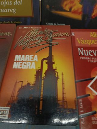 Lote 5 libros, novelas, ALBERTO VAZQUEZ-FIGUEROA