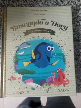 Libro de Disney buscando a Dory