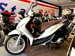 Piaggio Medley 125 ABS Scooter