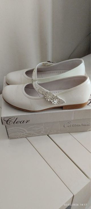 Vestido de Comunión Beige y Blanco