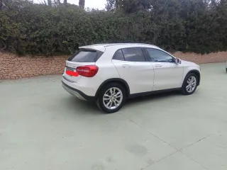 Mercedes-Benz GLA 2015