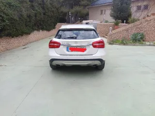 Mercedes-Benz GLA 2015