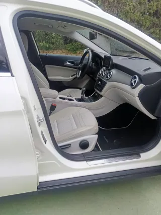 Mercedes-Benz GLA 2015