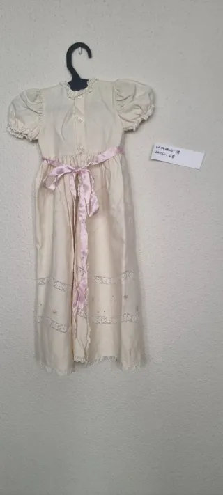 Faldón antiguo manga corta. Año 1920