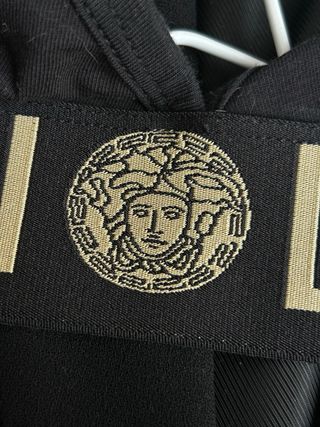 Top Versace Negro talla 3