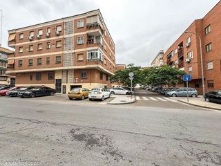 Garaje en venta en Maria Auxiliadora - Barriada LLera en Badajoz