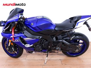 YAMAHA YZF R1