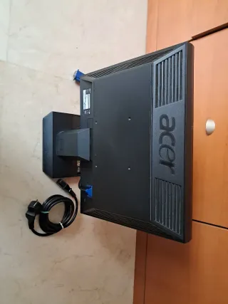 Pantalla LCD Acer Negra 17''