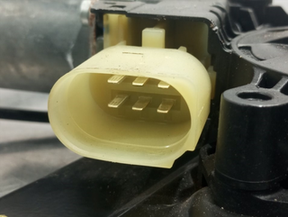 ELEVALUNAS DELANTERO DERECHO MINI COUNTRYMAN (F60